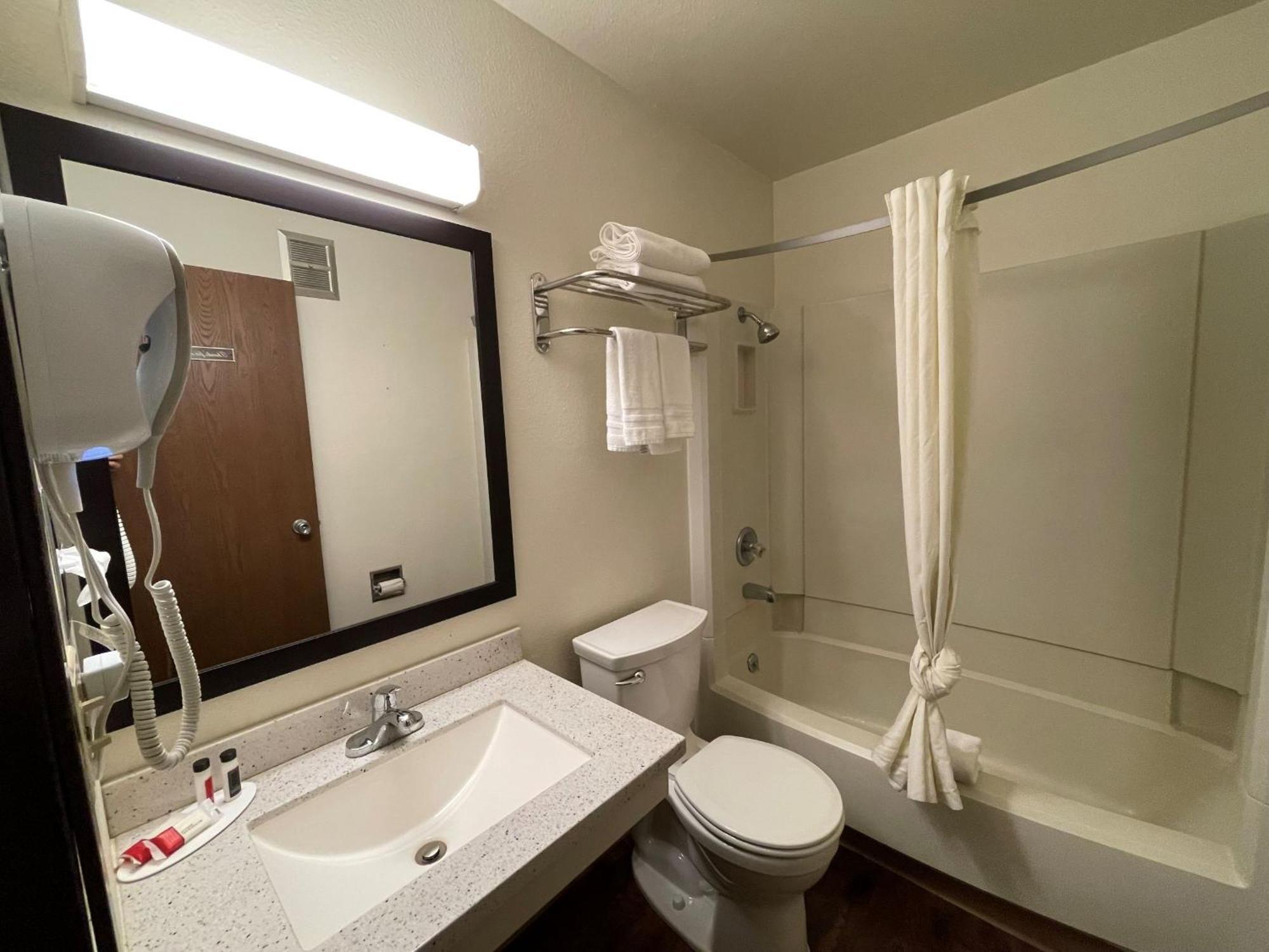 Super 8 By Wyndham Missoula/Brooks Street Ξενοδοχείο Εξωτερικό φωτογραφία